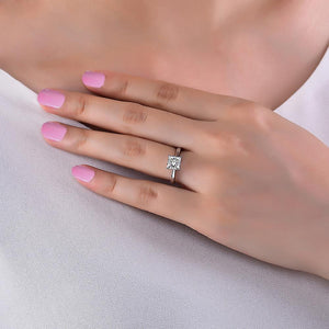 925 Sterling Silver Princess Cut Stone Solitaire Engagement Ring